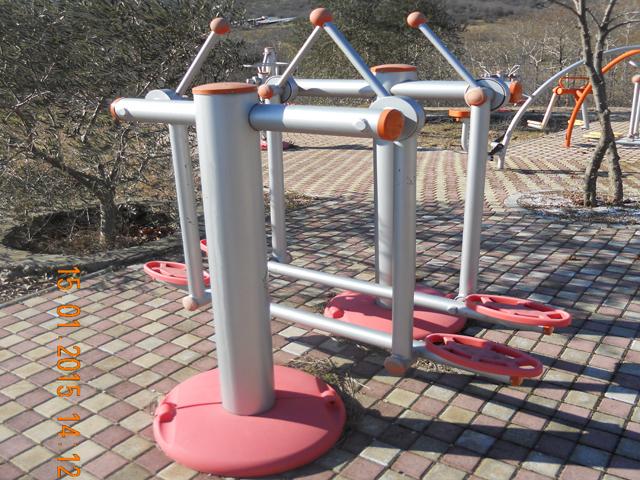 Body extension gym machine and air walker two persons photo
